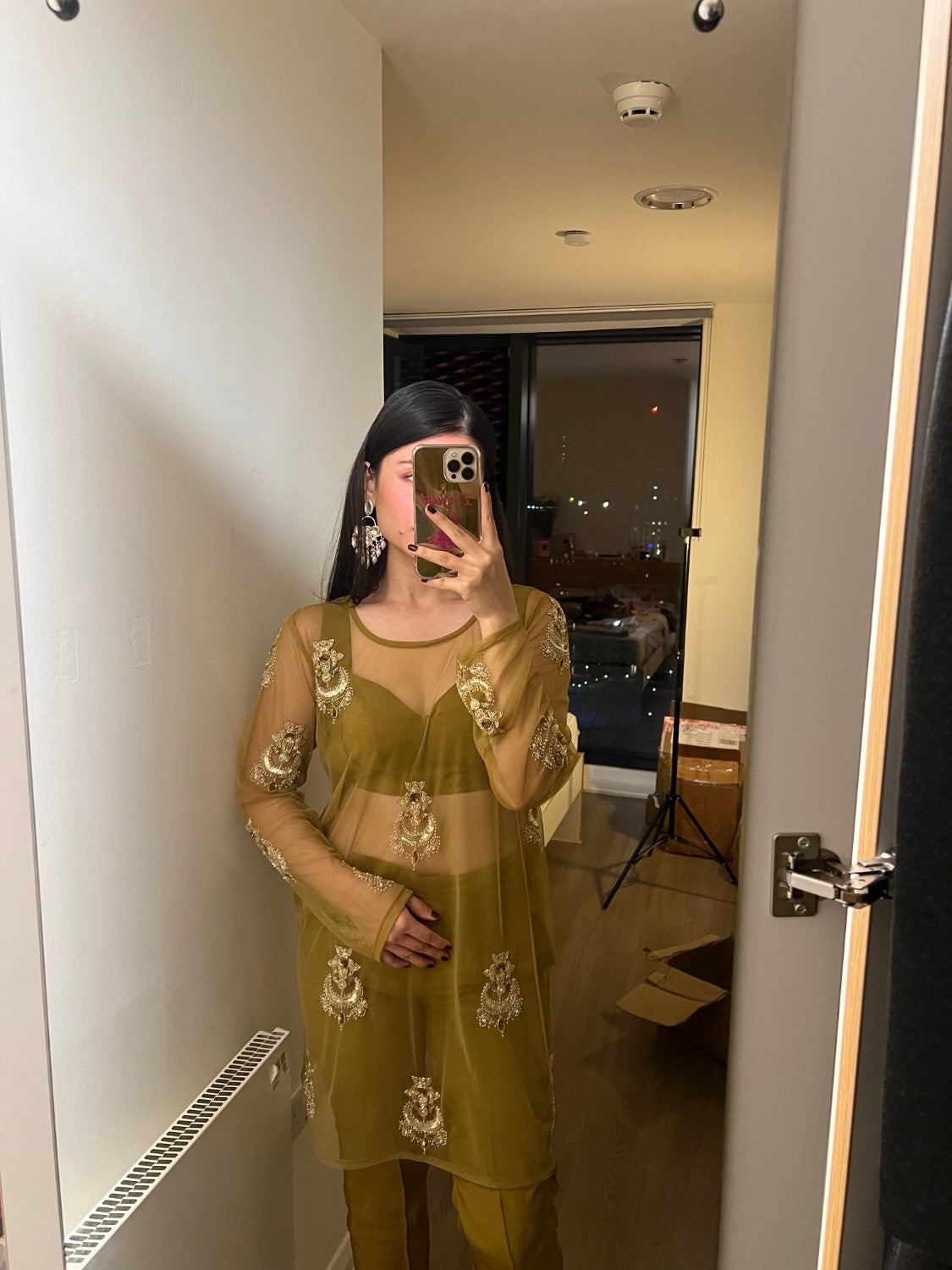 Image of Zaitoon Zari Set