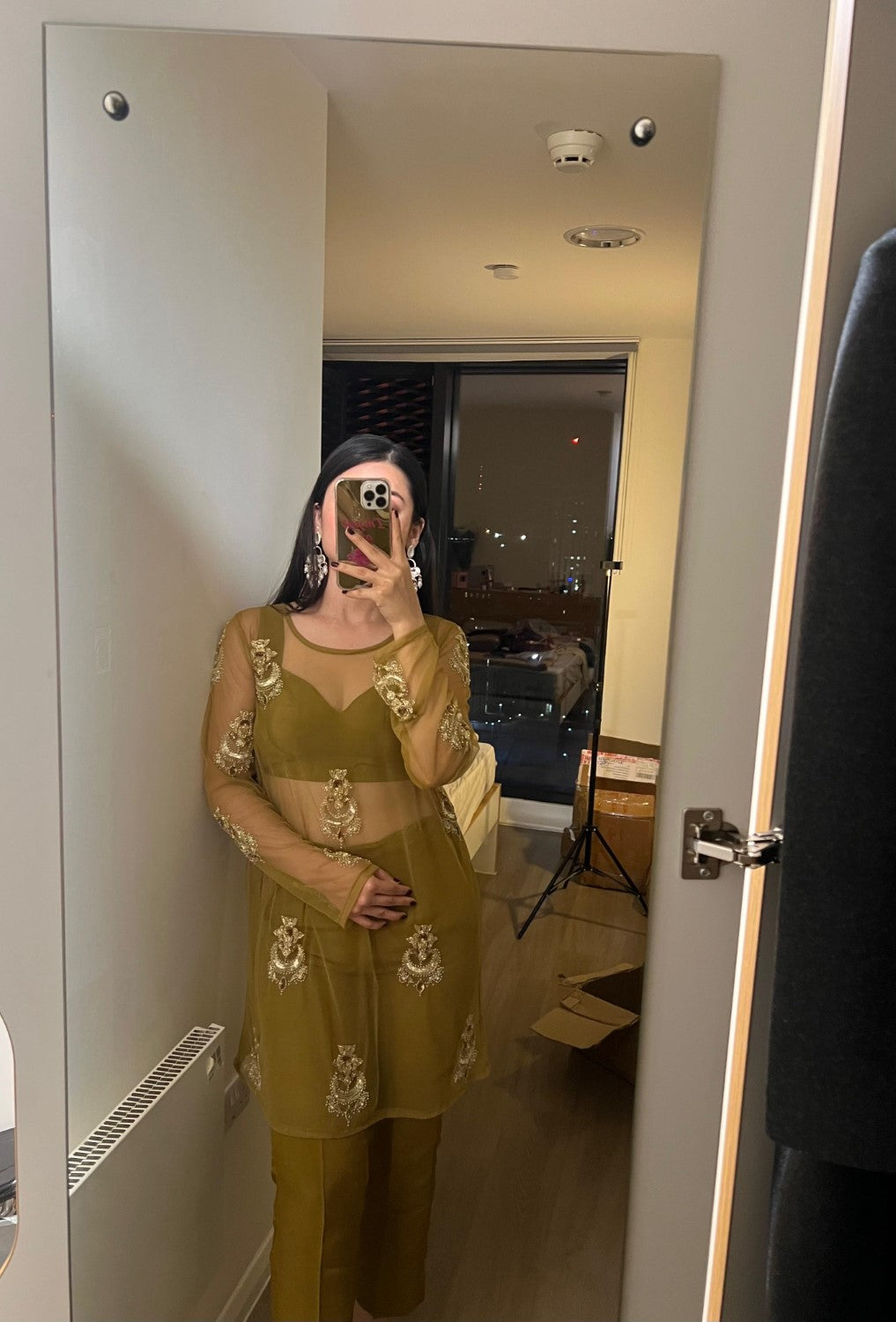Zaitoon Zari Set