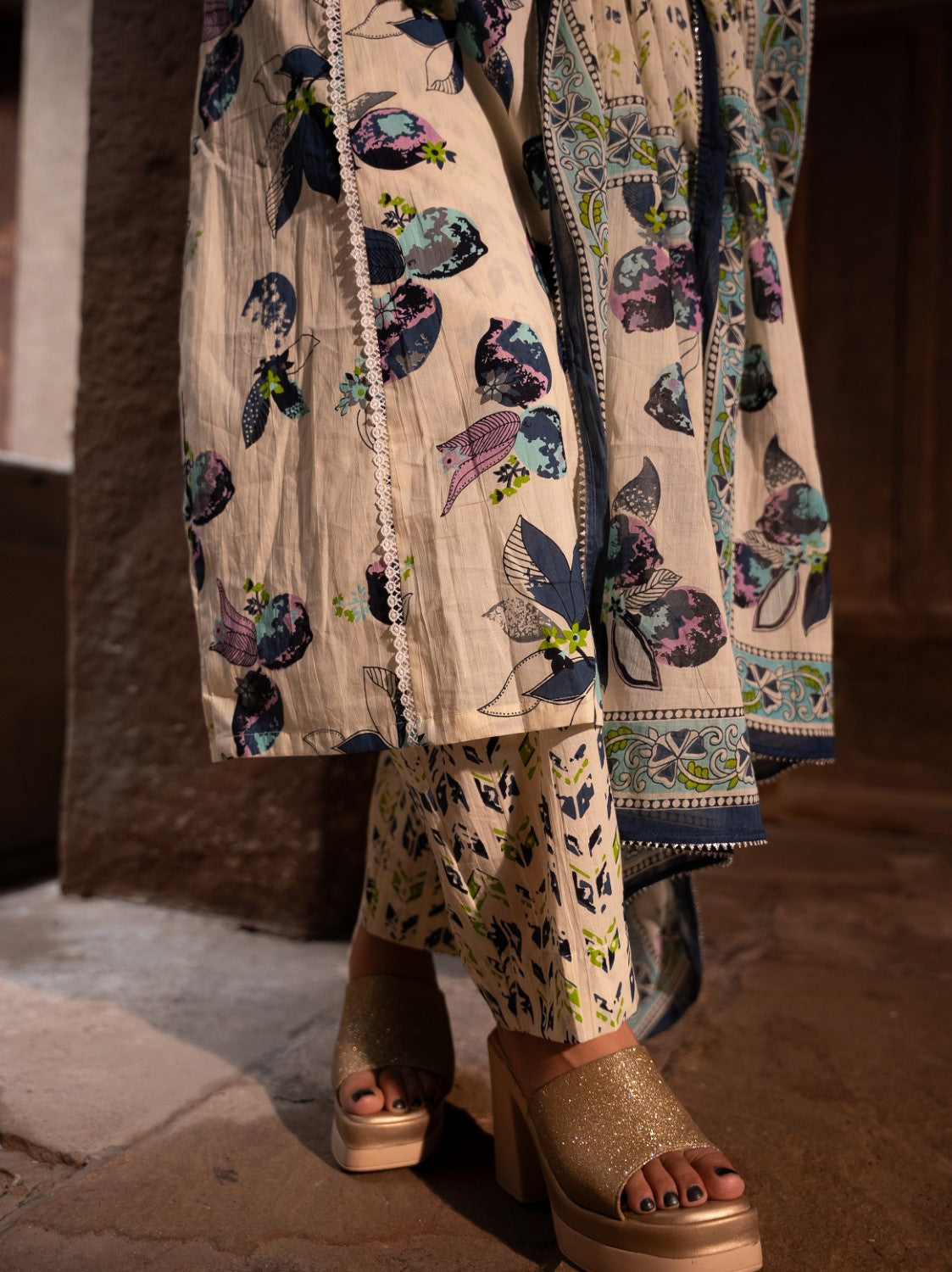 Fulwari Kurta Set
