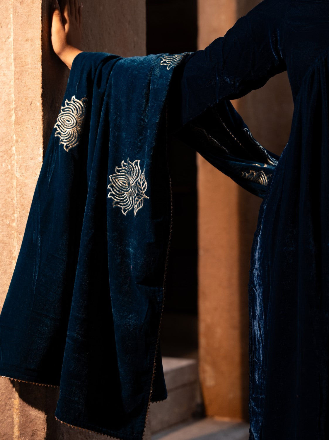 Iraah Velvet Set