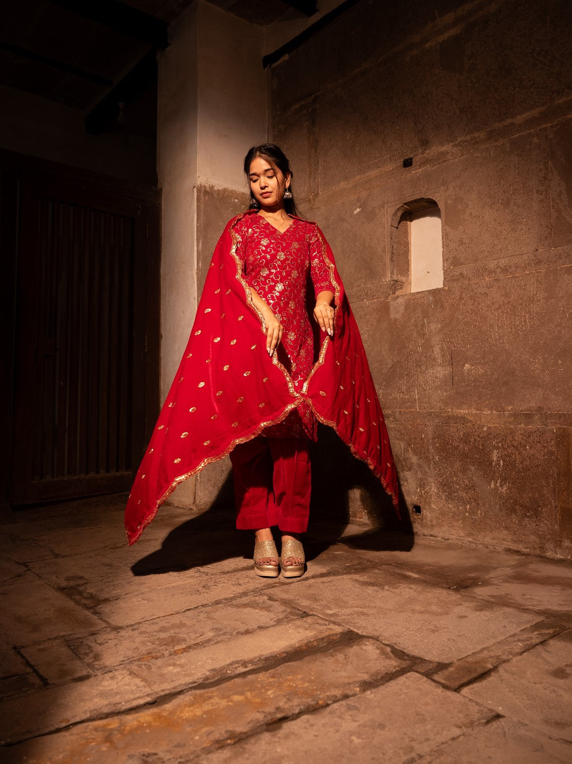 Ruhi Pink Velvet Set
