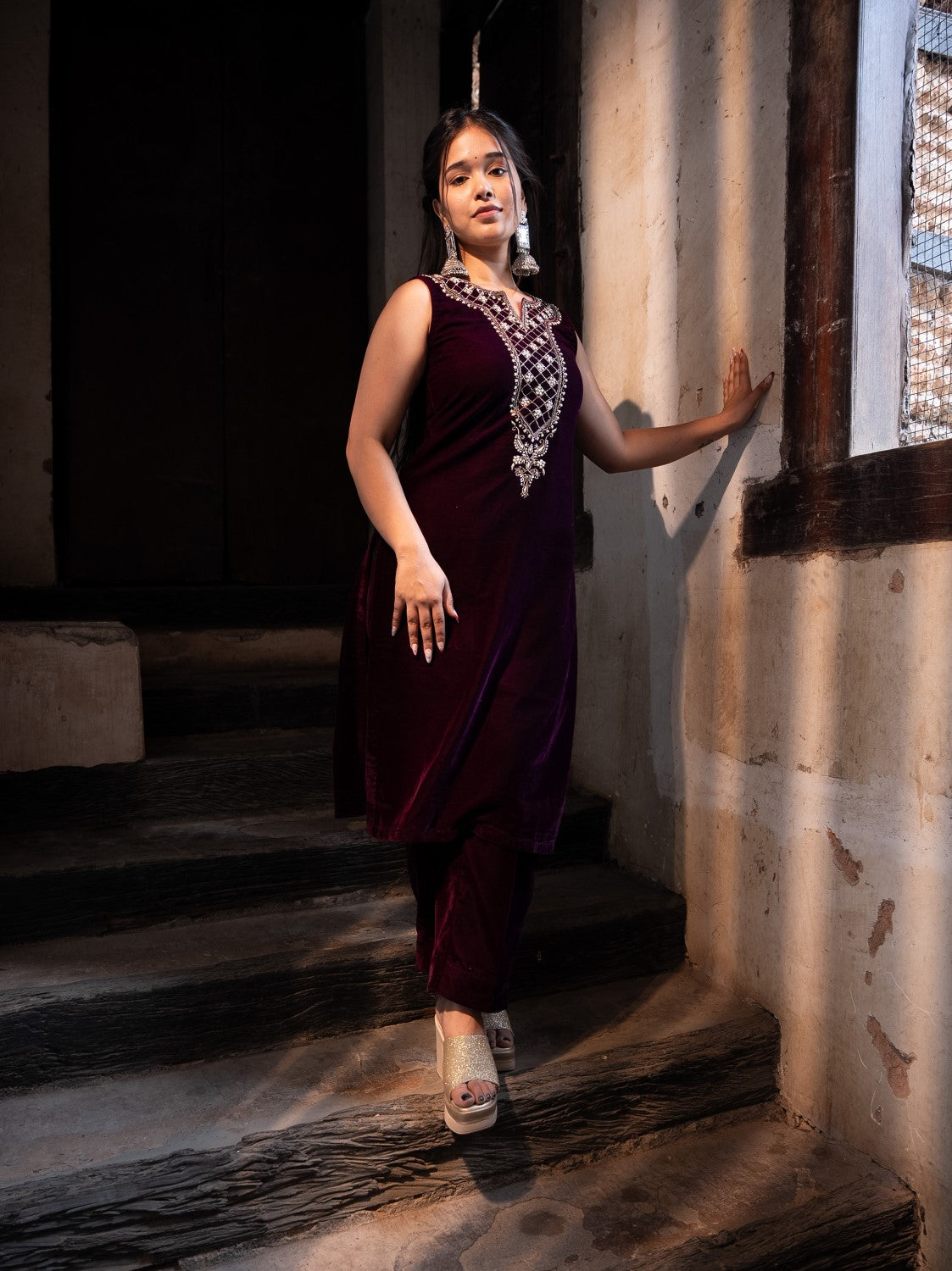 Noor Velvet Kurta Set