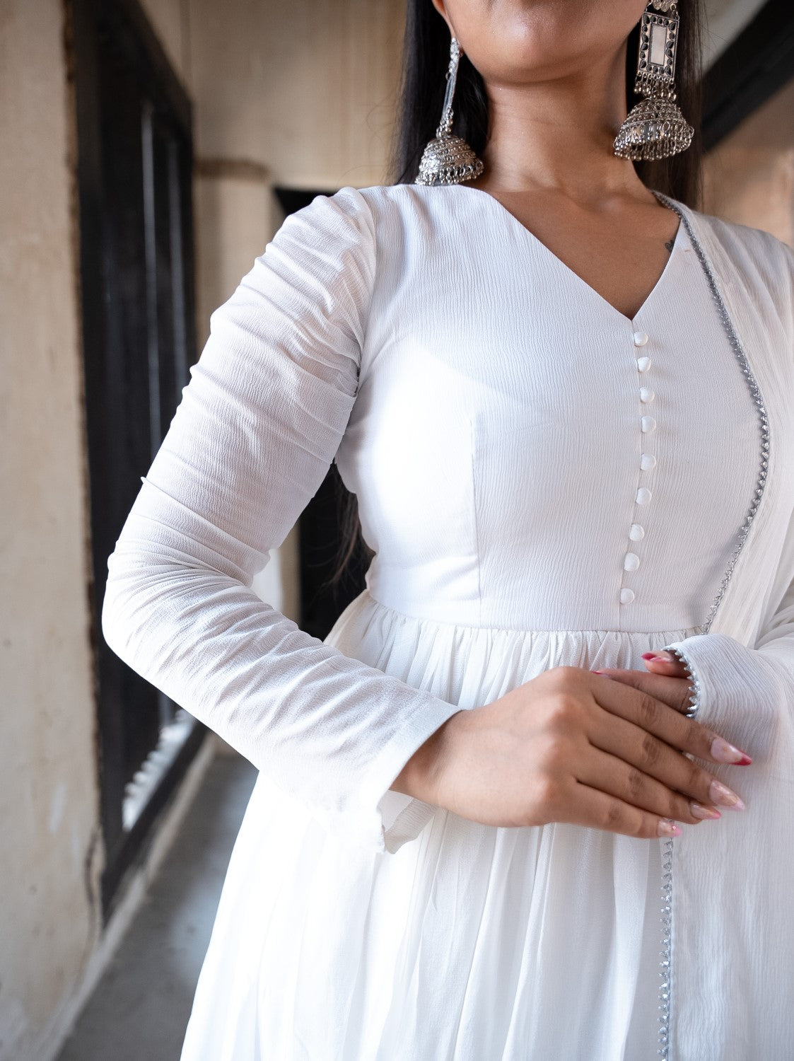 Saanjh White Anarkali